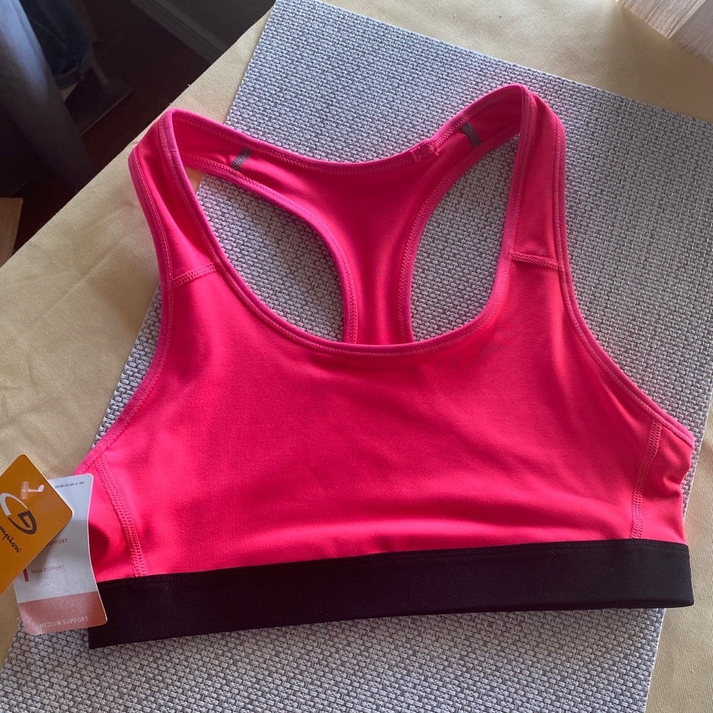 🎈Sale 🎈NWTs champion sports bra